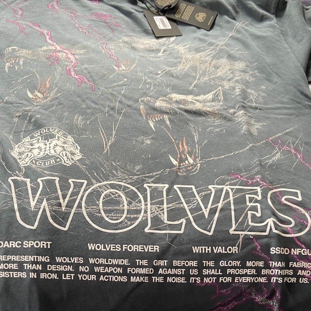 Darc Sport Wolves Graphic Tee - Slate Blue with Pink Accents